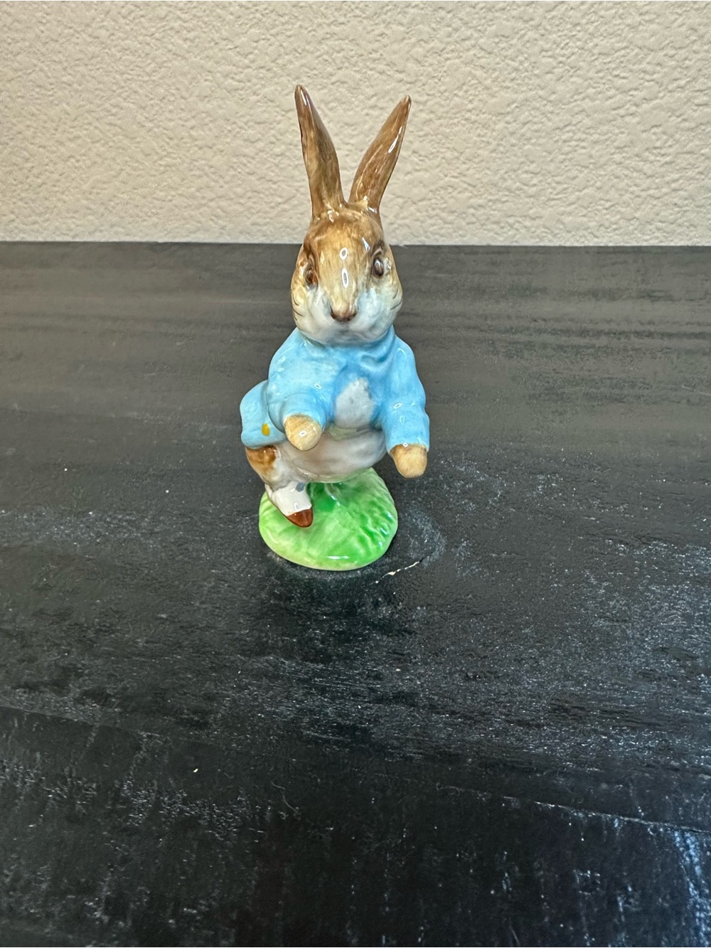 Vintage Beatrix Potter Petter Rabbit Figurine Back stamped 1977